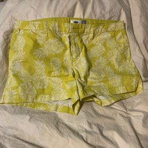 NEVER BEEN WORN Neon green pineapple shorts